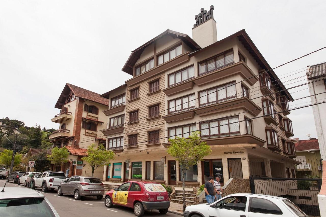 120 Metros, Rua Coberta - Centro - Sierra Nevada Apartamento *